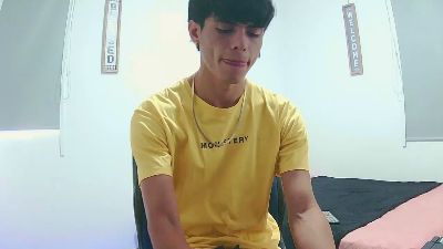 harry_232001 live cam on Cam4