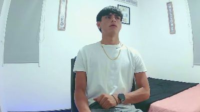 harry_232001 live cam on Cam4