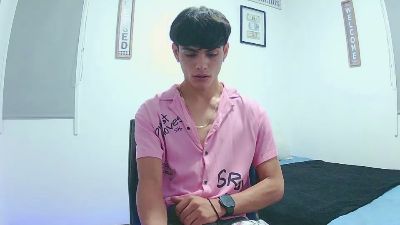 harry_232001 live cam on Cam4