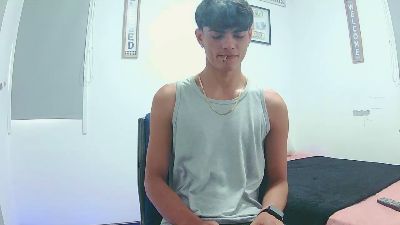 harry_232001 live cam on Cam4