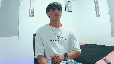 harry_232001 live cam on Cam4