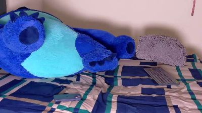 harry_brown2324 live cam on Cam4