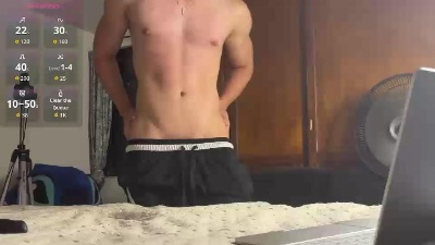 harry_brown2324 live cam on Cam4