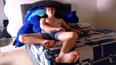 harry_brown2324 live cam on Cam4