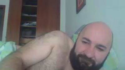 hartz35 live cam on Cam4