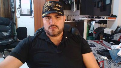 hazmetuyo24 live cam on Cam4