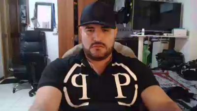 hazmetuyo24 live cam on Cam4