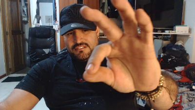 hazmetuyo24 live cam on Cam4