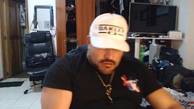 hazmetuyo24 live cam on Cam4
