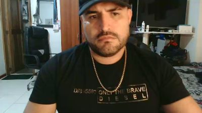 hazmetuyo24 live cam on Cam4