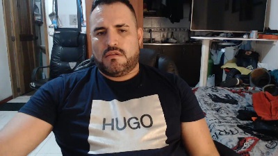 hazmetuyo24 live cam on Cam4