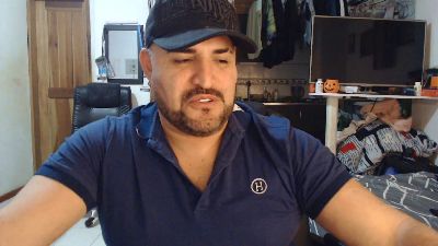 hazmetuyo24 live cam on Cam4