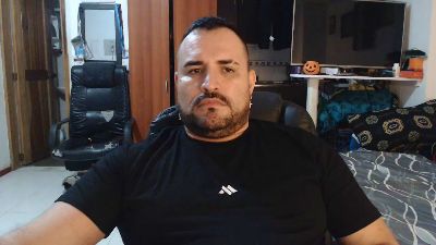 hazmetuyo24 live cam on Cam4