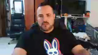 hazmetuyo24 live cam on Cam4