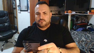 hazmetuyo24 live cam on Cam4