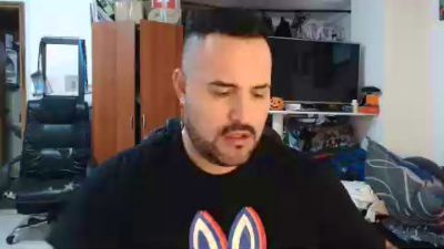 hazmetuyo24 live cam on Cam4
