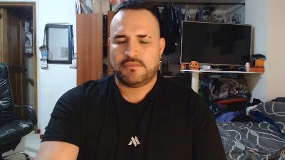 hazmetuyo24 live cam on Cam4