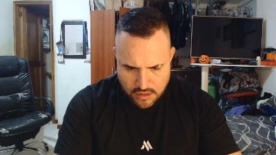 hazmetuyo24 live cam on Cam4