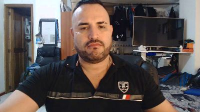 hazmetuyo24 live cam on Cam4