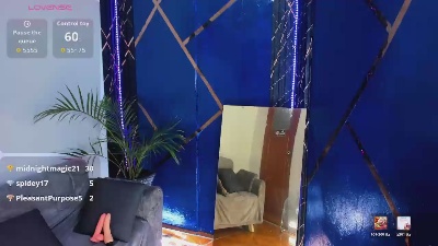 hecate_doll live cam on Cam4