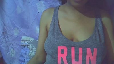 helene_fun live cam on Cam4