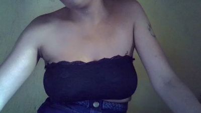 helene_fun live cam on Cam4