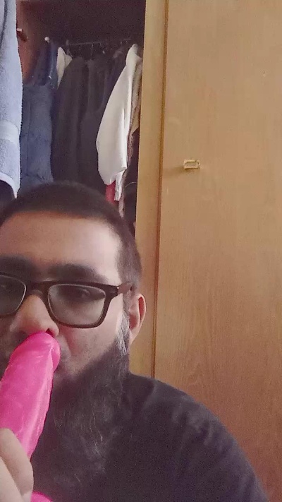 henchy94 live cam on Cam4