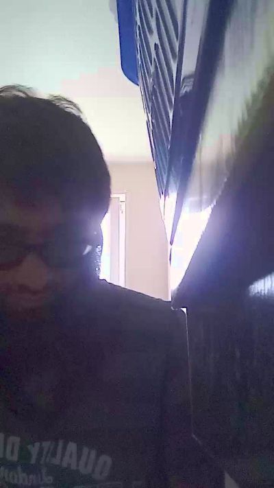 henchy94 live cam on Cam4