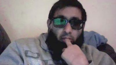henchy94 live cam on Cam4