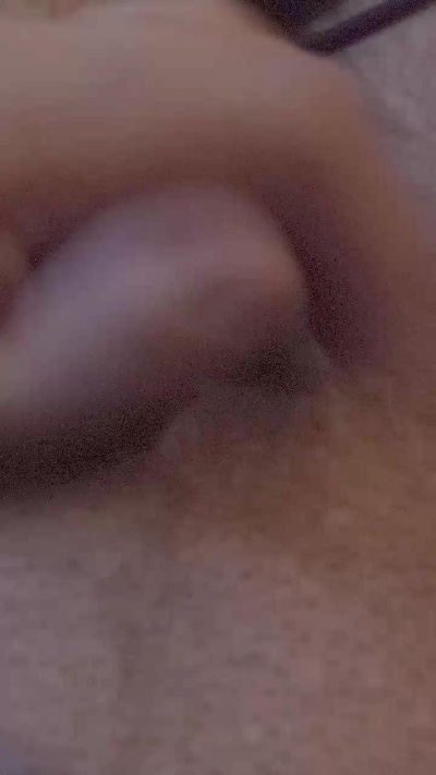 henchy94 live cam on Cam4