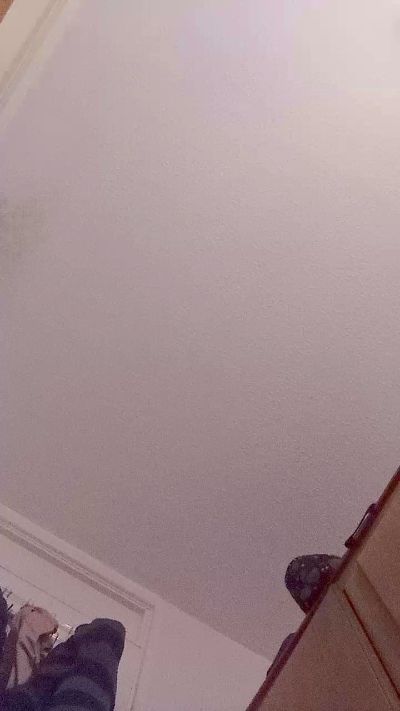 henchy94 live cam on Cam4