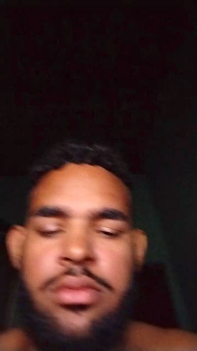 henriique live cam on Cam4