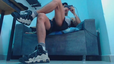henrrys live cam on Cam4