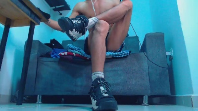 henrrys live cam on Cam4
