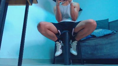 henrrys live cam on Cam4
