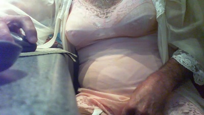 herchant live cam on Cam4