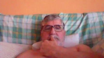 heriberto199 live cam on Cam4