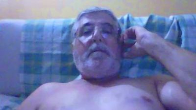 heriberto199 live cam on Cam4