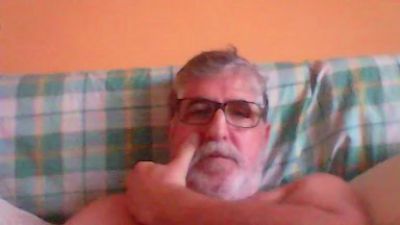 heriberto199 live cam on Cam4