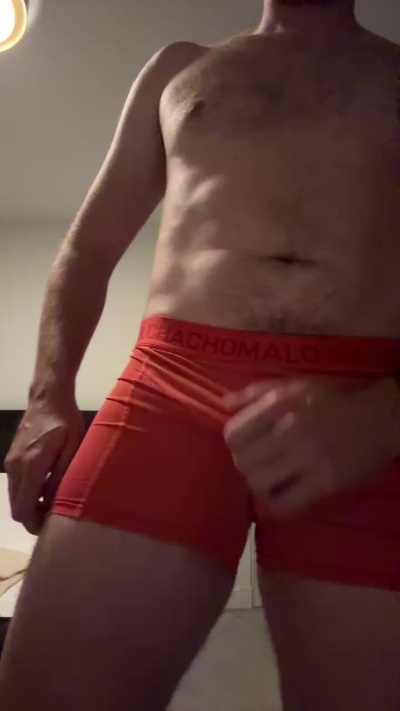 herkk332 live cam on Cam4
