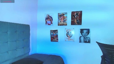 hermione_18 live cam on Cam4