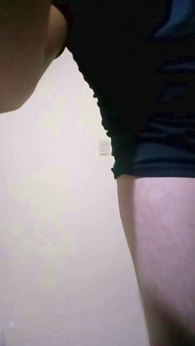 herny_carrillo live cam on Cam4