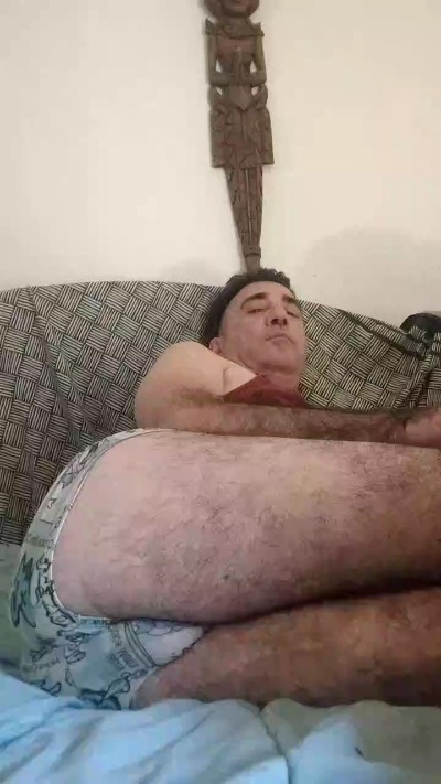 heterokaero1985 live cam on Cam4
