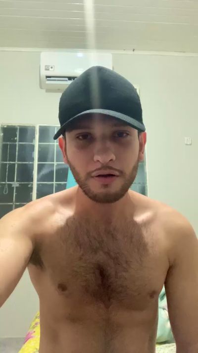 hey_its_daniel live cam on Cam4