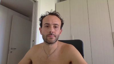 hhombres live cam on Cam4