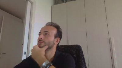 hhombres live cam on Cam4