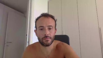 hhombres live cam on Cam4
