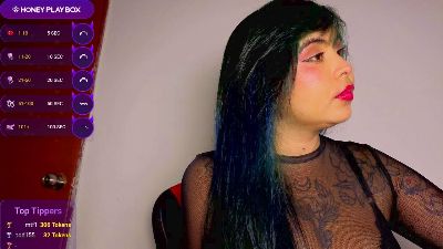 hinatatatto1 live cam on Cam4