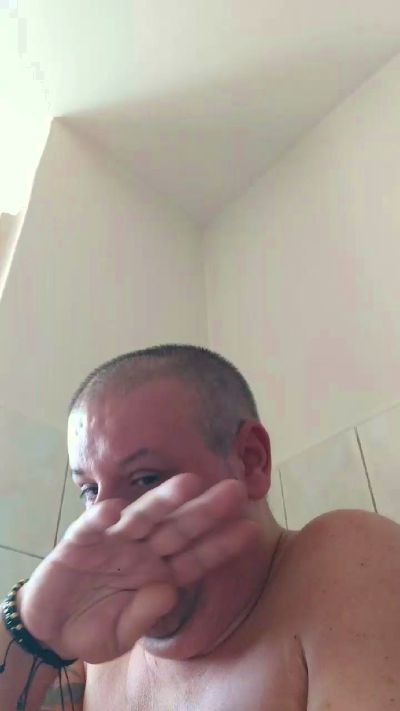 hoanbr live cam on Cam4