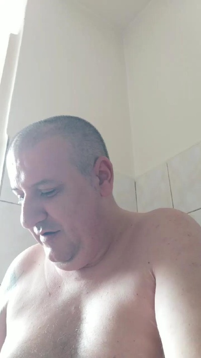 hoanbr live cam on Cam4